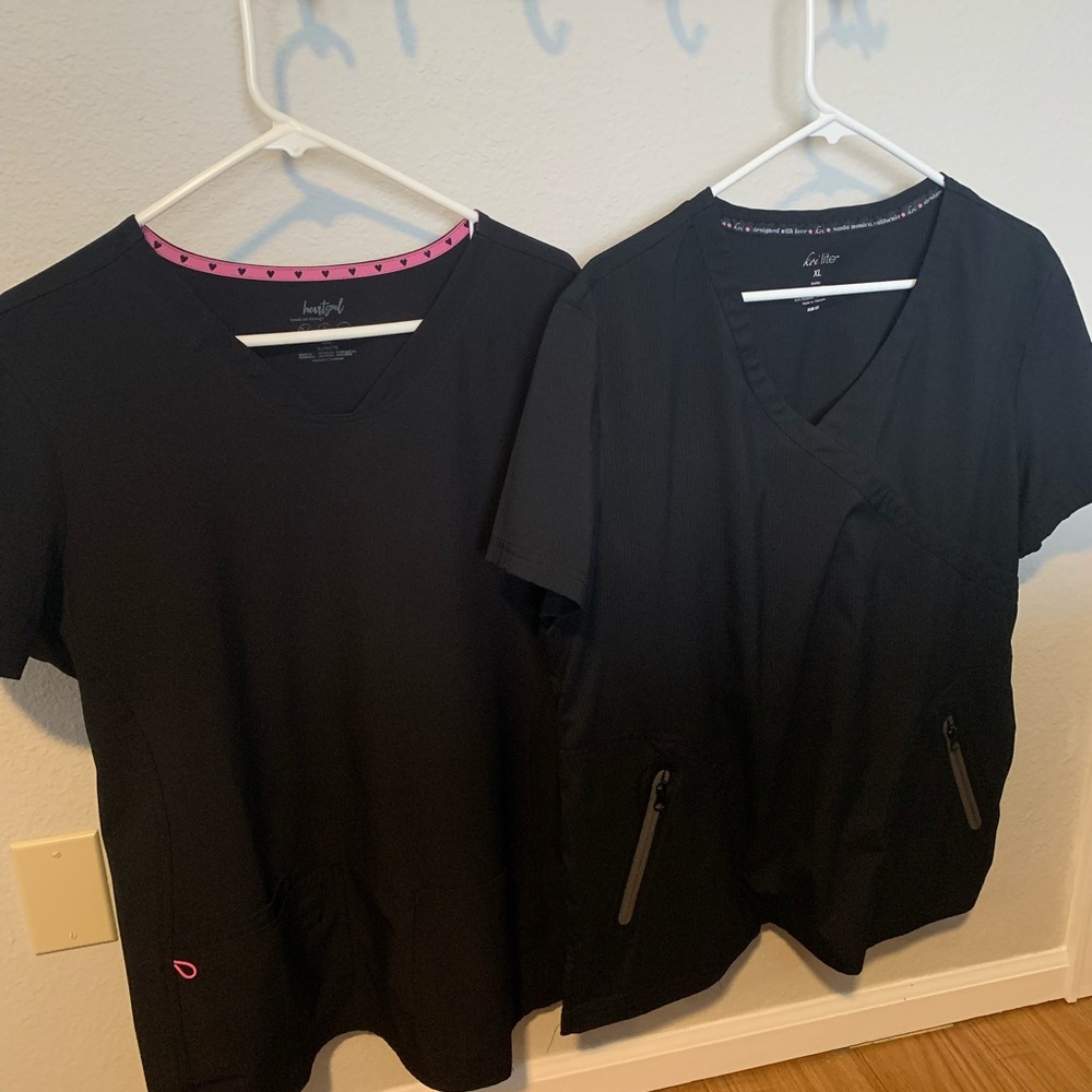 Scrub shirts XL
